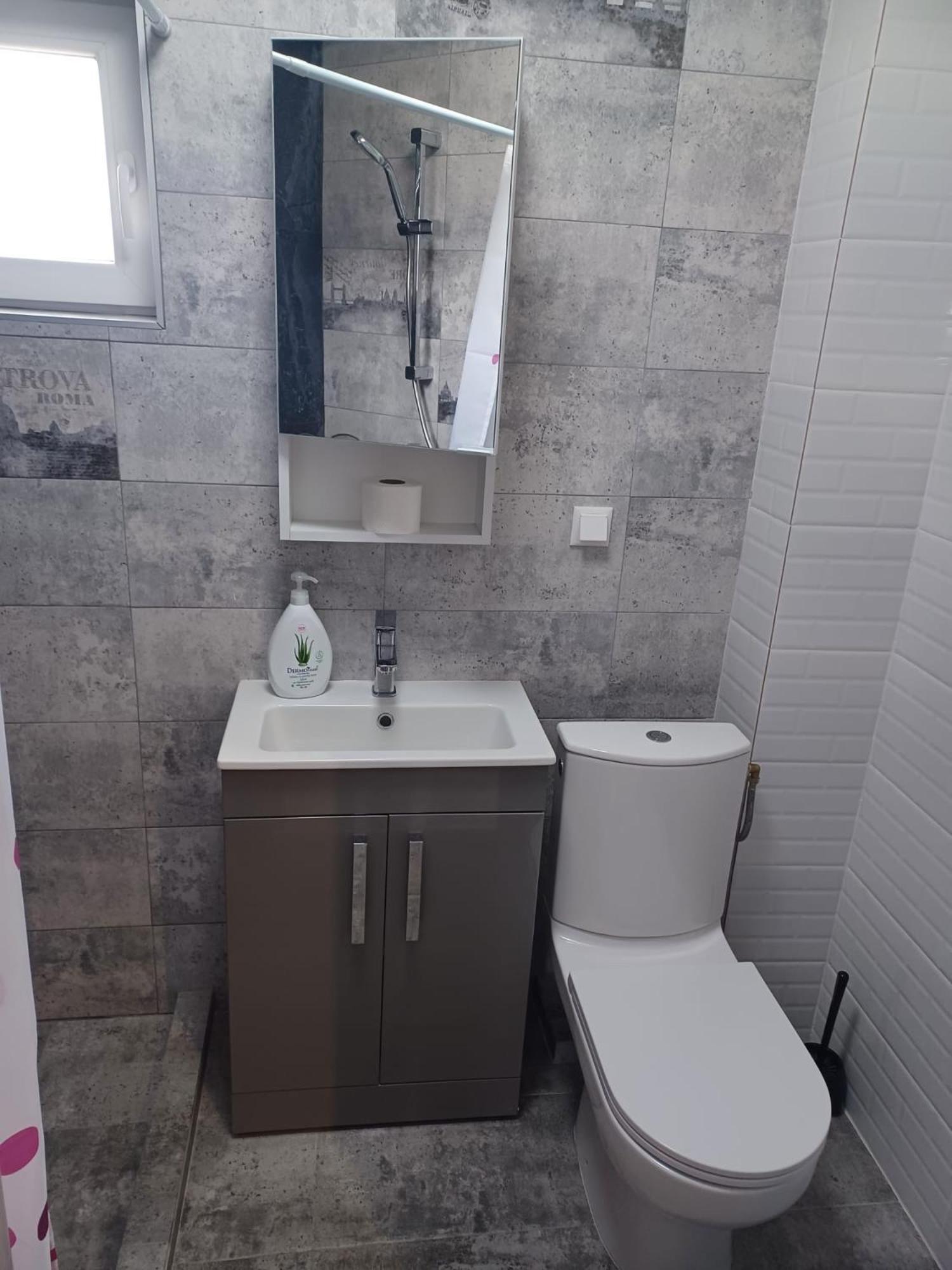 Aparthotel Oltului Galaţi Exteriör bild