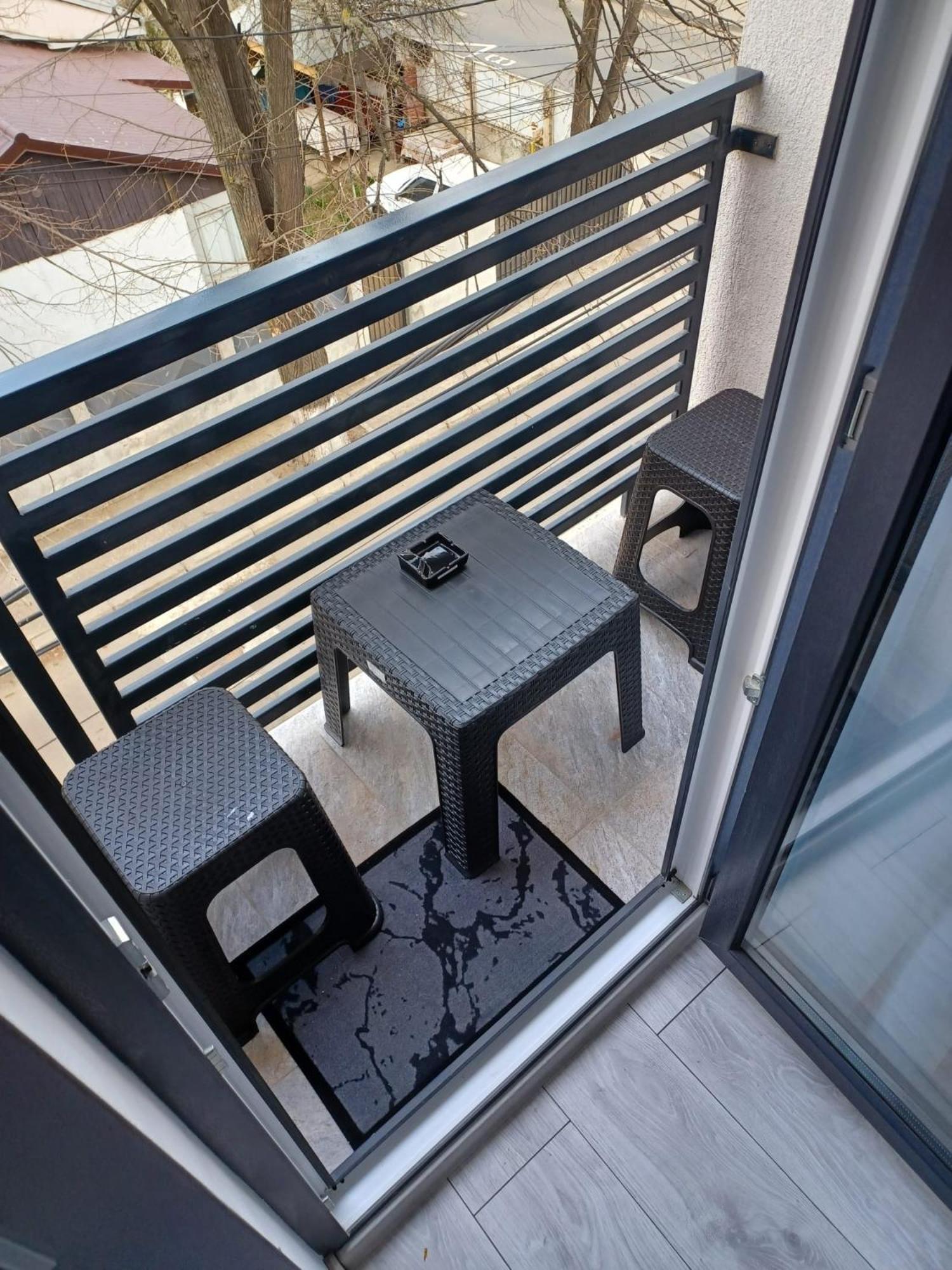 Aparthotel Oltului Galaţi Exteriör bild