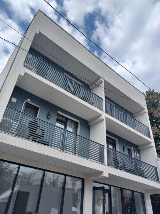 Aparthotel Oltului Galaţi Exteriör bild